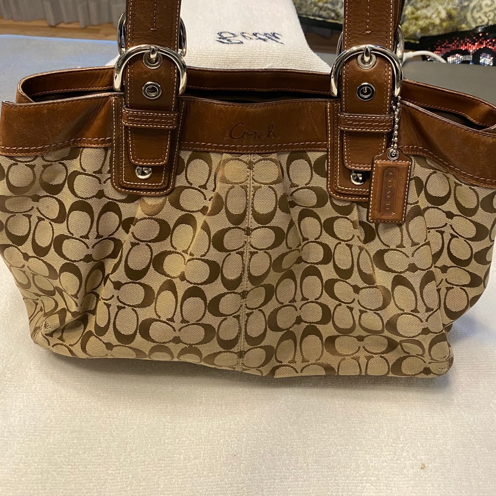 Coach Large Signature Pleated Tote F13743